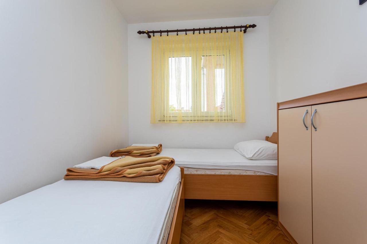 Apartments Crnekovic IV Baška Eksteriør bilde