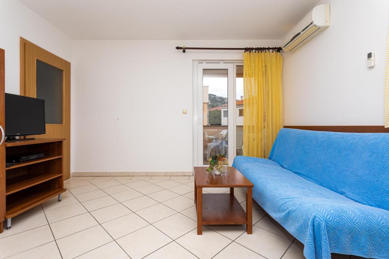 Apartments Crnekovic IV Baška Eksteriør bilde